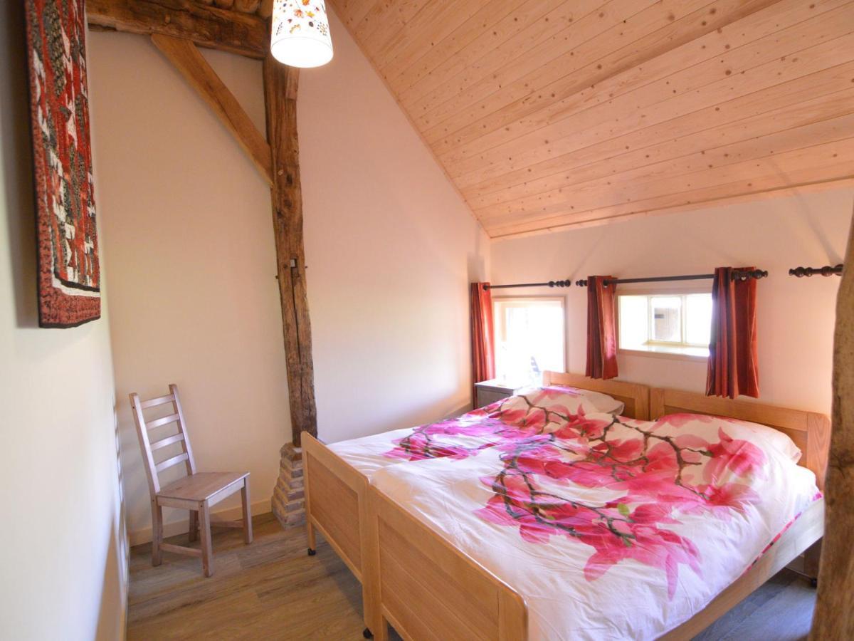 Staying In A Thatched Barn With Box Bed Beautiful View Region Achterhoek Geesteren  Zewnętrze zdjęcie